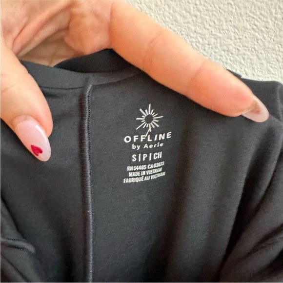 Offline by AERIE Real Me Black Bodycon Jumpsuit Cross Back Strappy Size Small - Picture 8 of 9